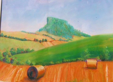 Bismantova and hay rolls
